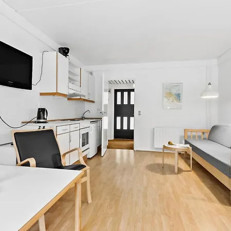 1 Bedroom Cozy In Нексё