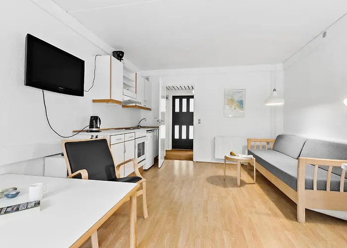 1 Bedroom Cozy In 内克瑟